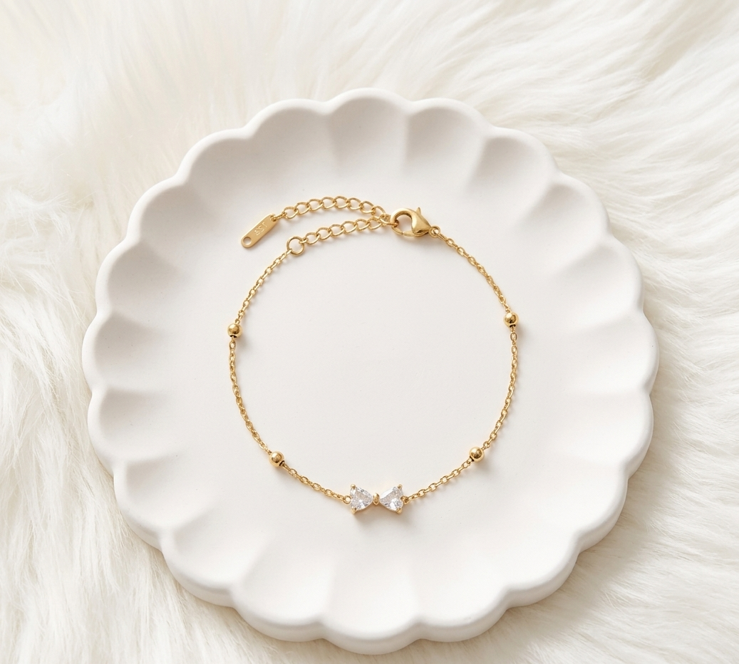 The Dainty Bow Bracelet