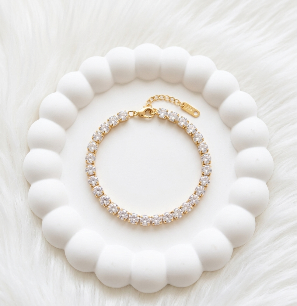 aura tennis bracelet