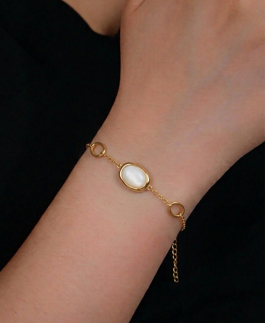 The Selene Delicate Bracelet