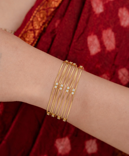 Noor Spark Diamond Bangle