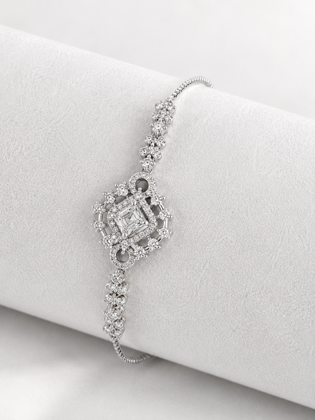 Regal Grace Bracelet
