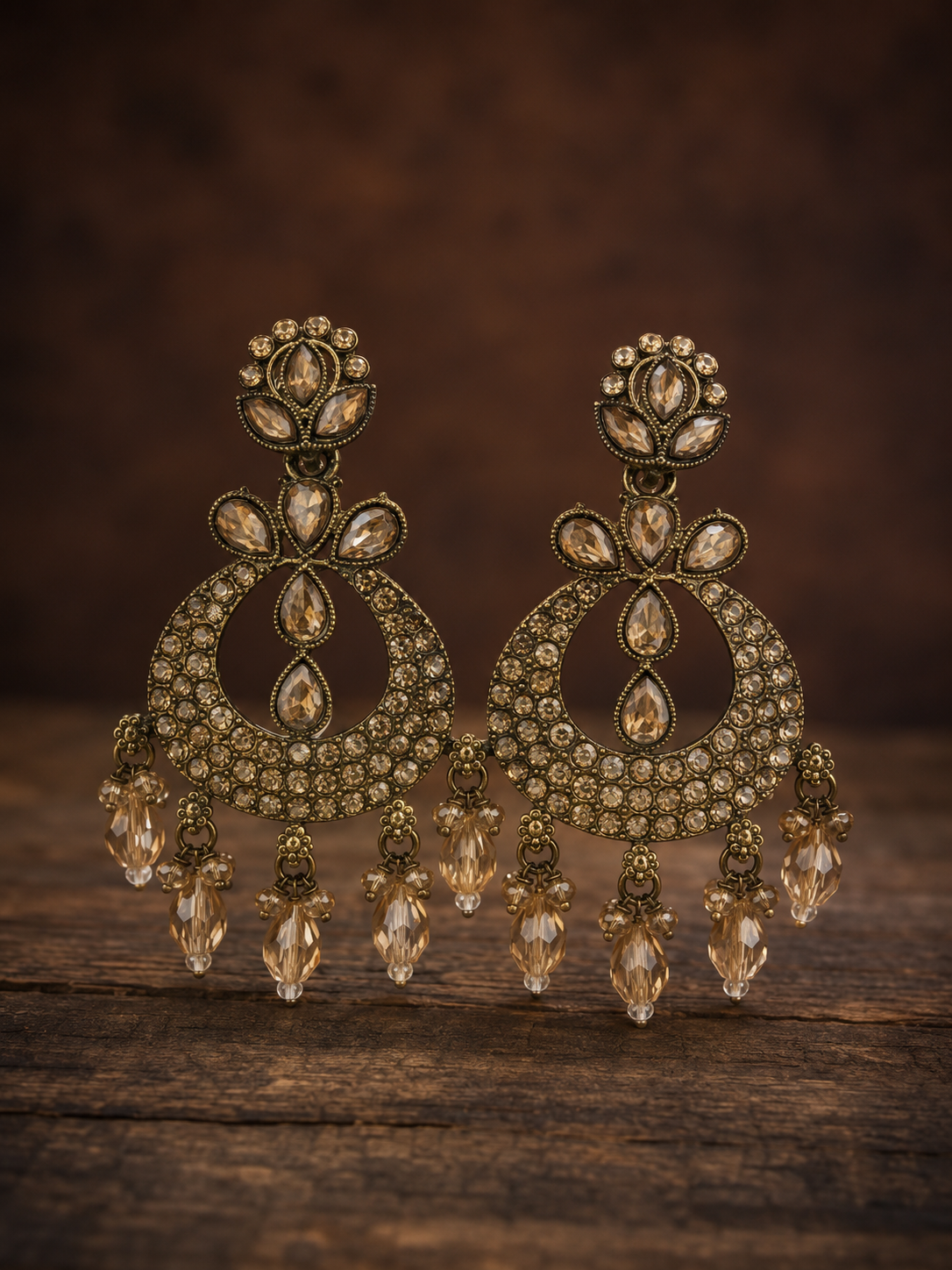 Golden glimmer chandbalis