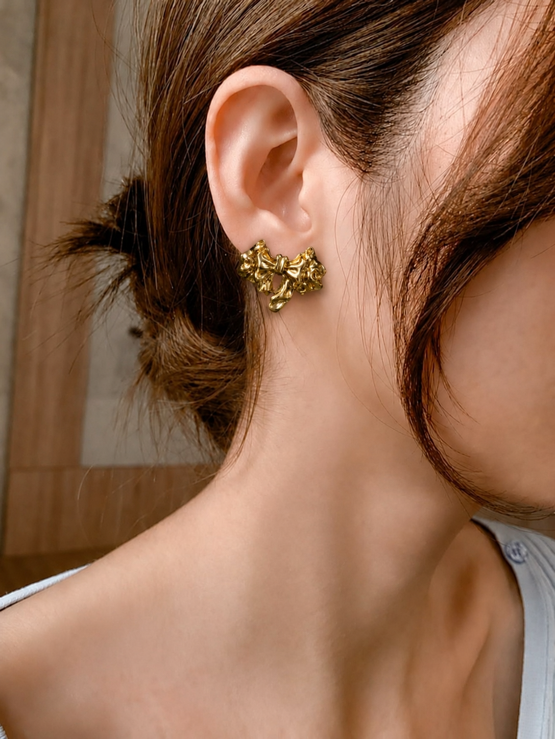 royal bow earings