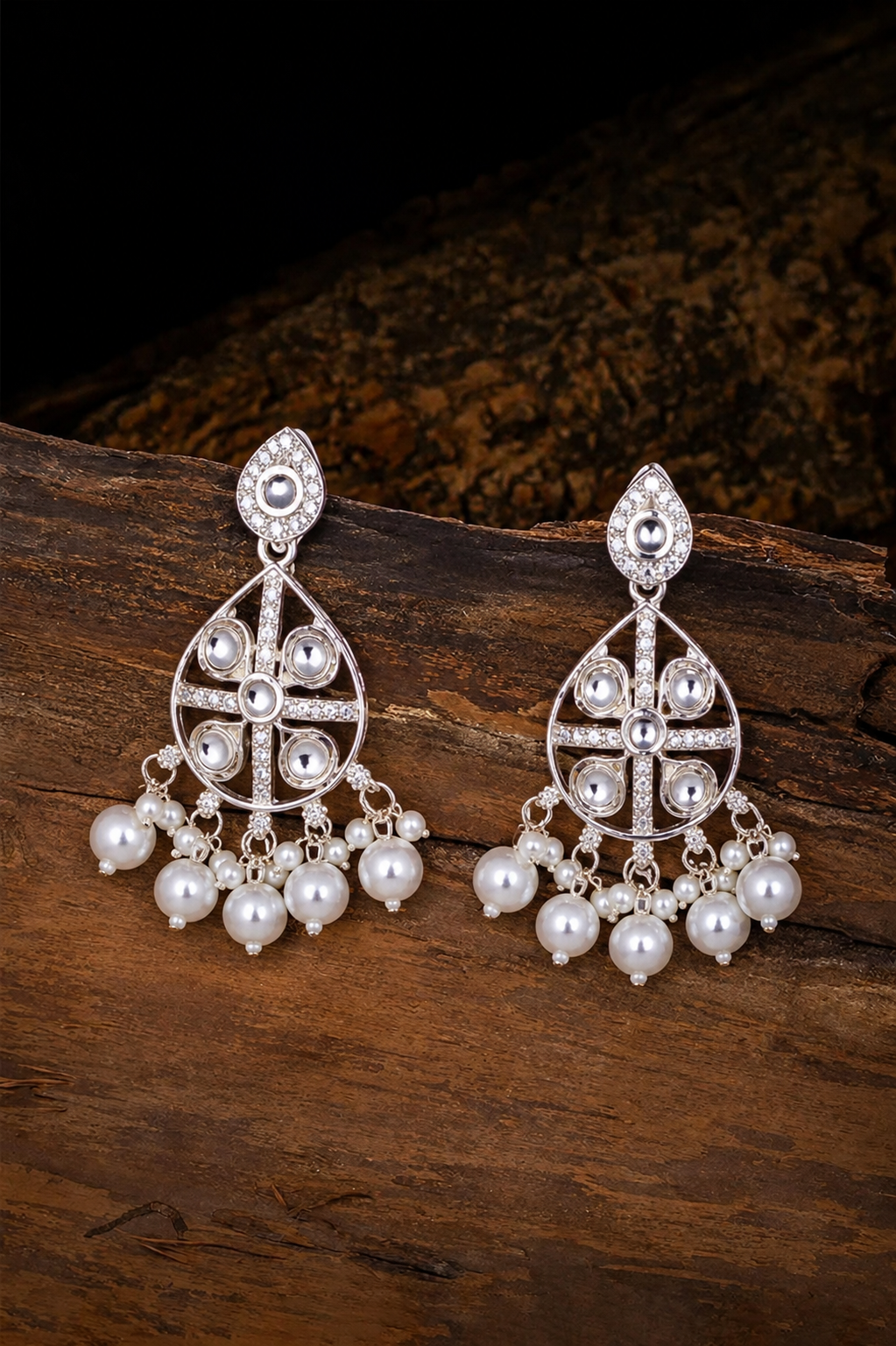 Royal Pearl Teardrop Earrings